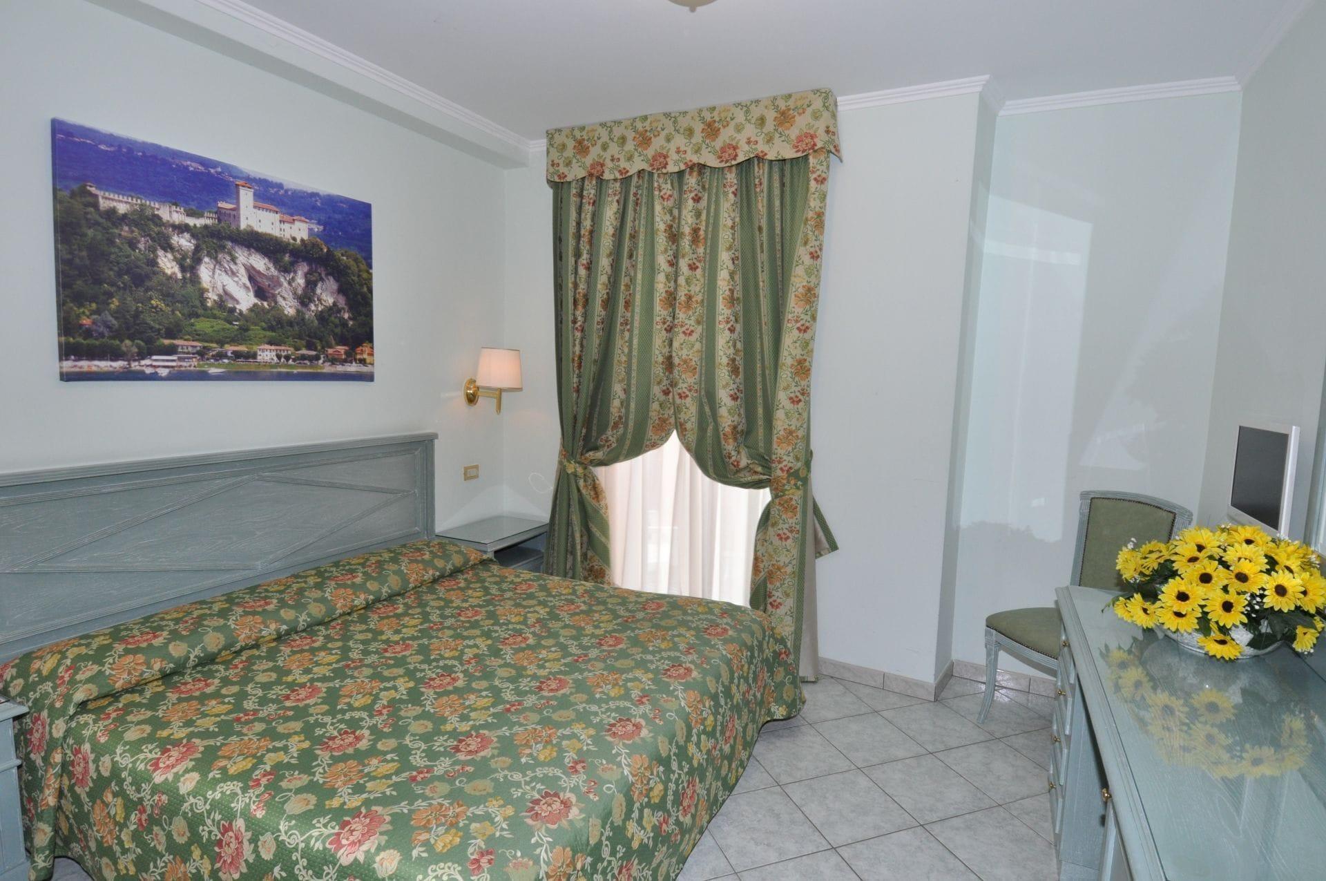 Hotel Moderno Στρέσα Εξωτερικό φωτογραφία