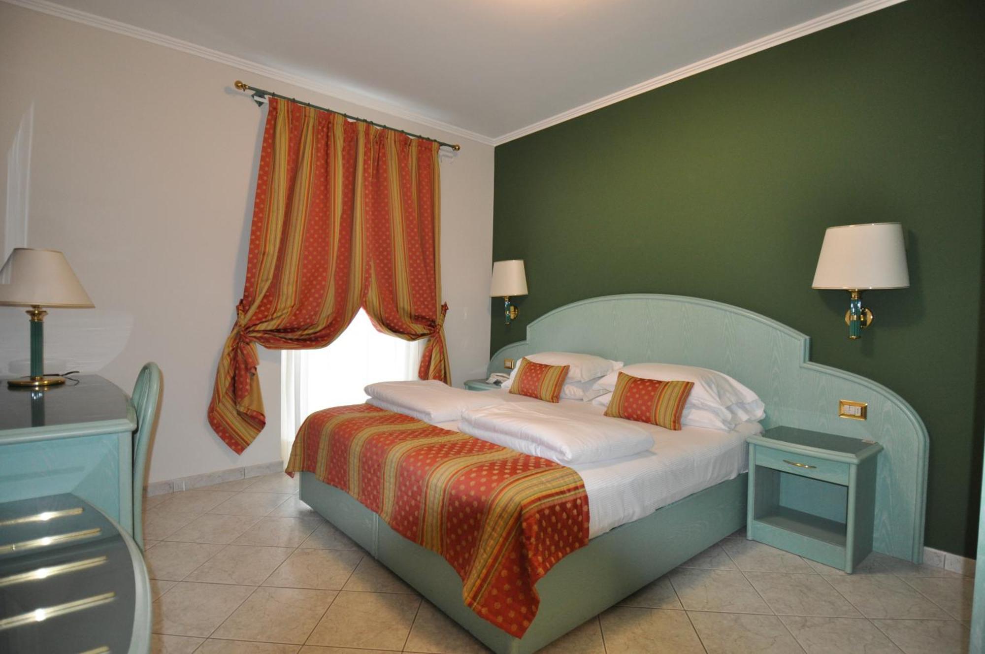 Hotel Moderno Στρέσα Εξωτερικό φωτογραφία
