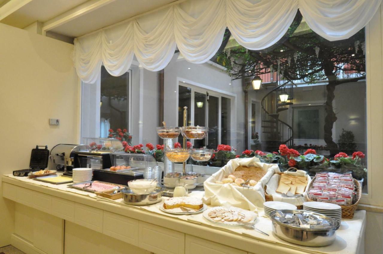 Hotel Moderno Στρέσα Εξωτερικό φωτογραφία