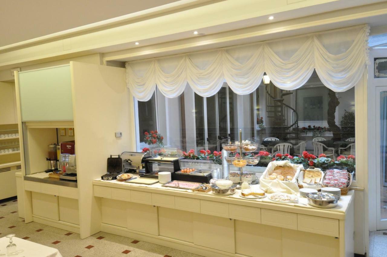 Hotel Moderno Στρέσα Εξωτερικό φωτογραφία